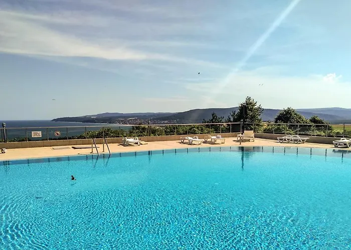 Апартаменты Sunbreeze Living *