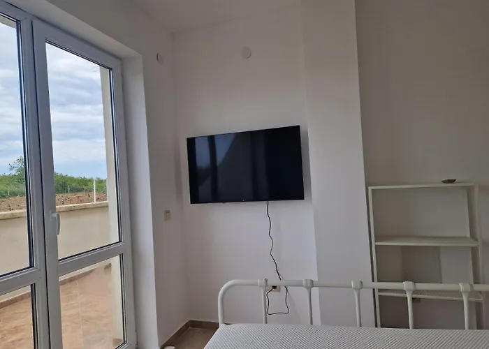 Апартаменты Sunbreeze Living