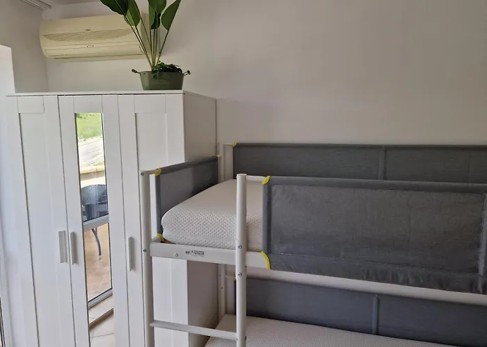 Апартаменты Sunbreeze Living