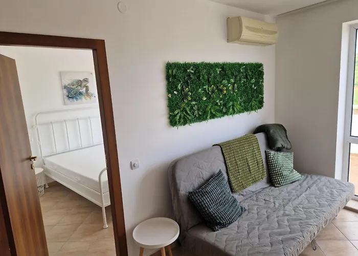 Sunbreeze Living 아파트 *